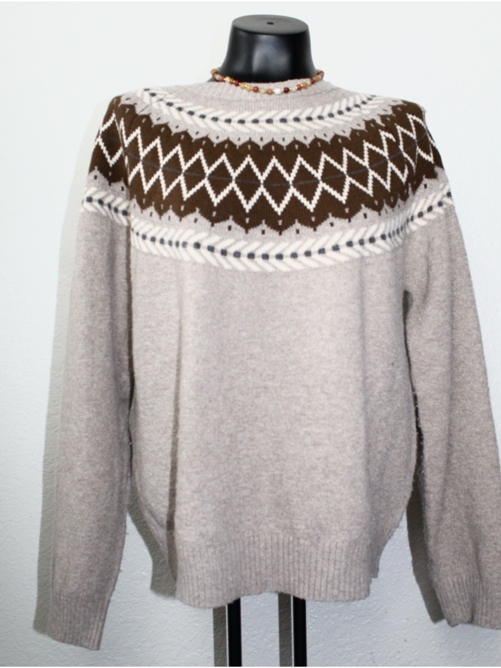 Weatherproof Size Medium Tan, Brown Crew Neck sweater